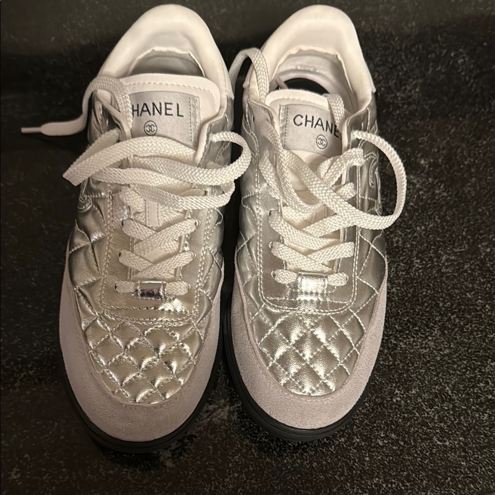 CHANEL Metallic Silver Quilted Sneakers